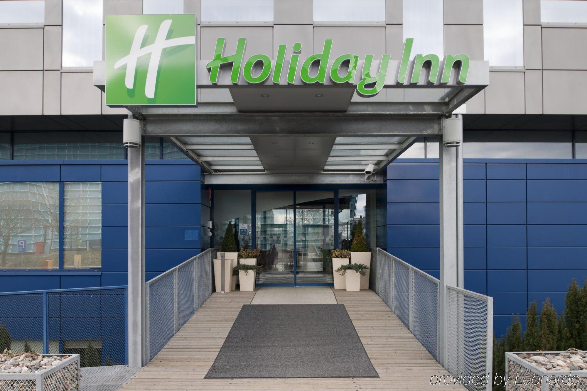 Airport By Ihg Hotel Prague