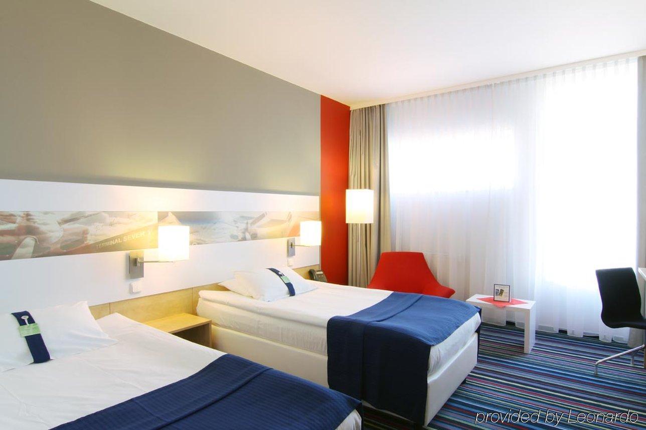 Airport By Ihg Prague