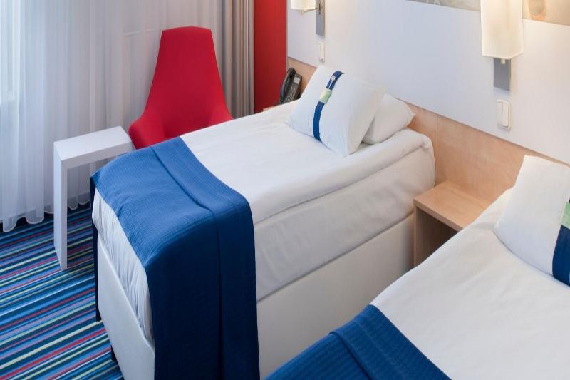 Airport By Ihg Hotel Prague